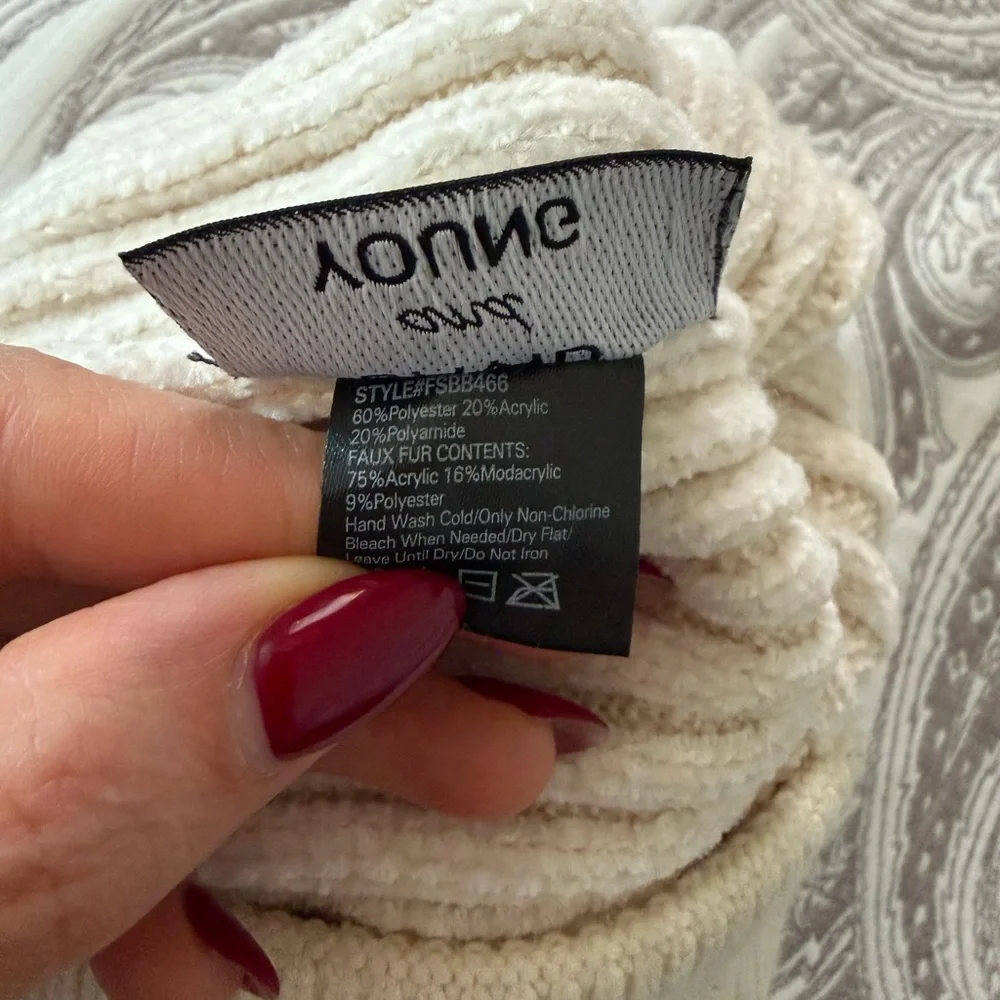 David and Young Cream Ribbed Beanie with fur pom pom